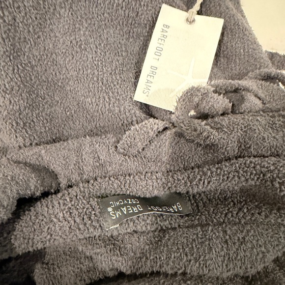Barefoot Dreams Other - Barefoot Dreams Charcoal Plush blanket and socks